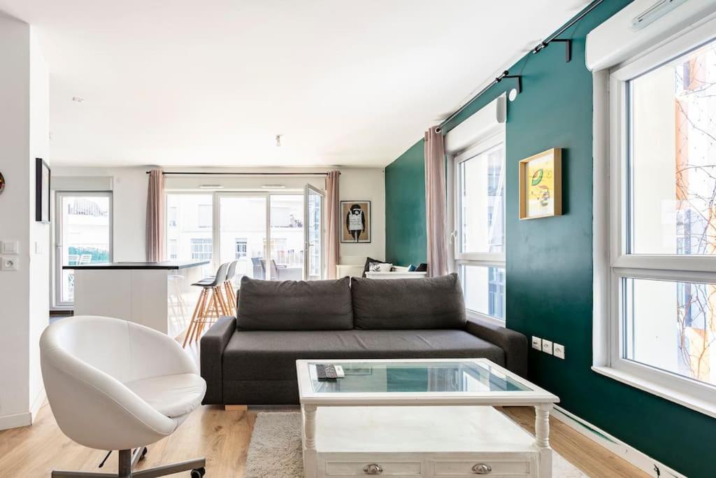 Grand Appartement , Paris La Defense Arena, 50 Metres De La Gare, 15 Min Champs Elysees Nanterre Exterior foto